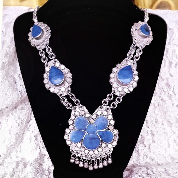 Vintage Jewelry - Moroccan Lapis Lazuli inlay necklace